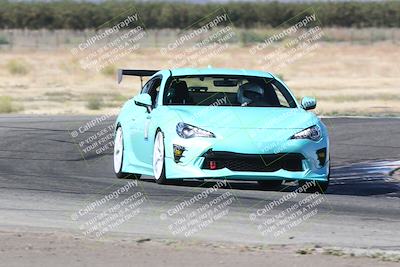 media/Sep-15-2024-Speed Ventures (Sun) [[7a54f7ed2f]]/Purple Group/Session 1 (Outside Grapevine)/